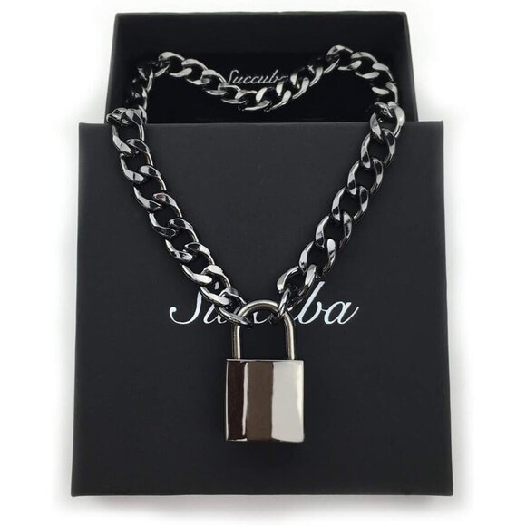 ✨Women Silver Padlock Necklace Chain Collar Choker with Two Keys and Box Jewelry - Picture 3 of 4